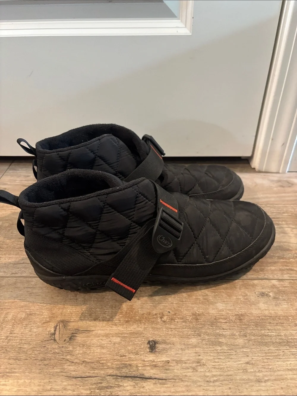 Chaco Ramble Puff Mid Black Quilted Fleece Lined Boots JCH107471 Mens 12